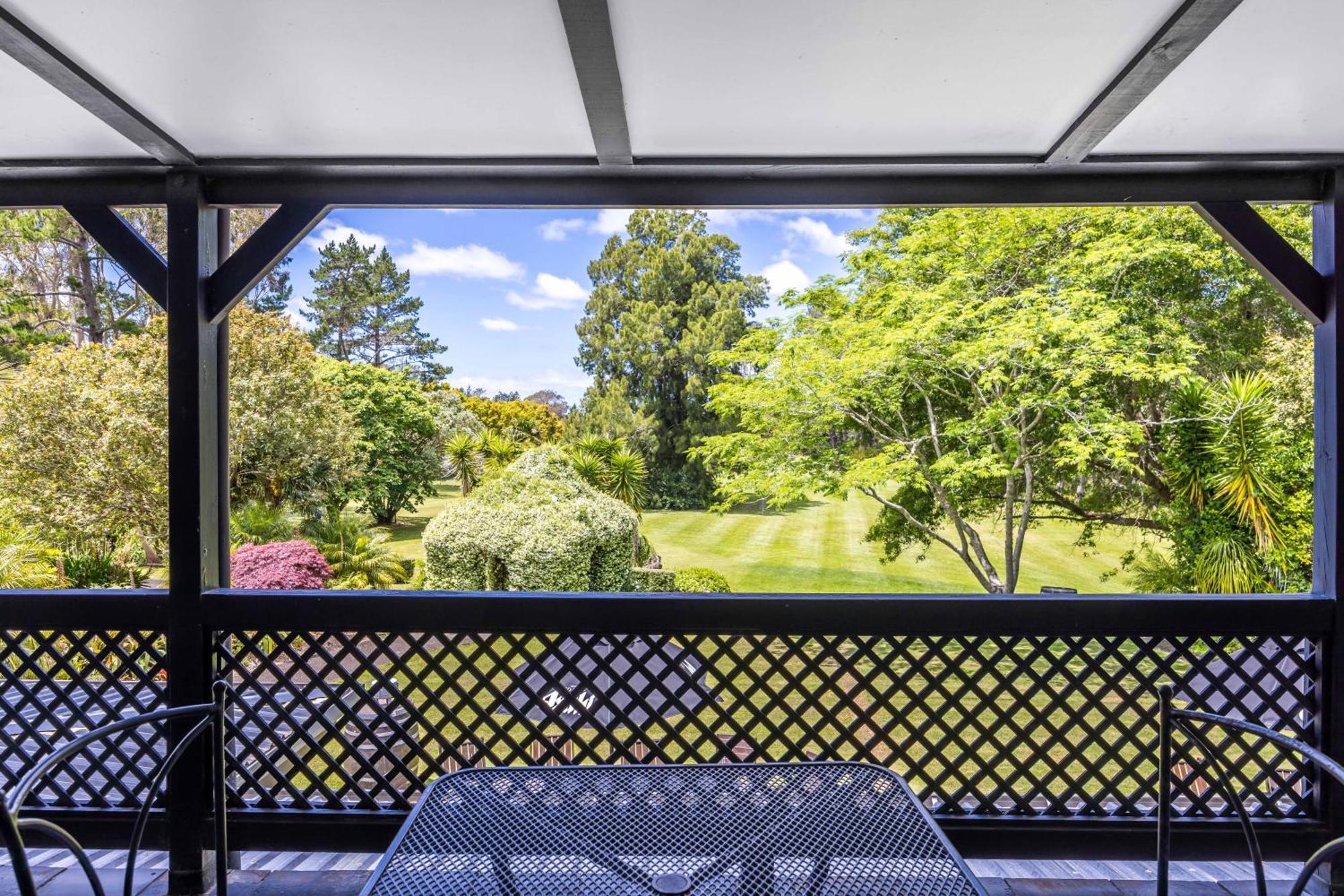 Northridge Golf Resort Orewa Exterior photo